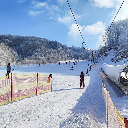 Hotel Junior Копаоник Экстерьер фото