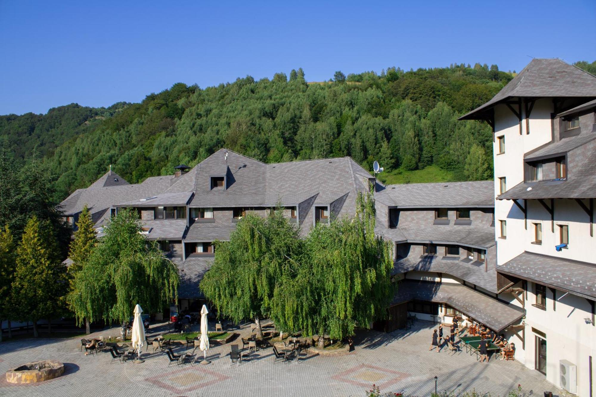 Hotel Junior Копаоник Экстерьер фото