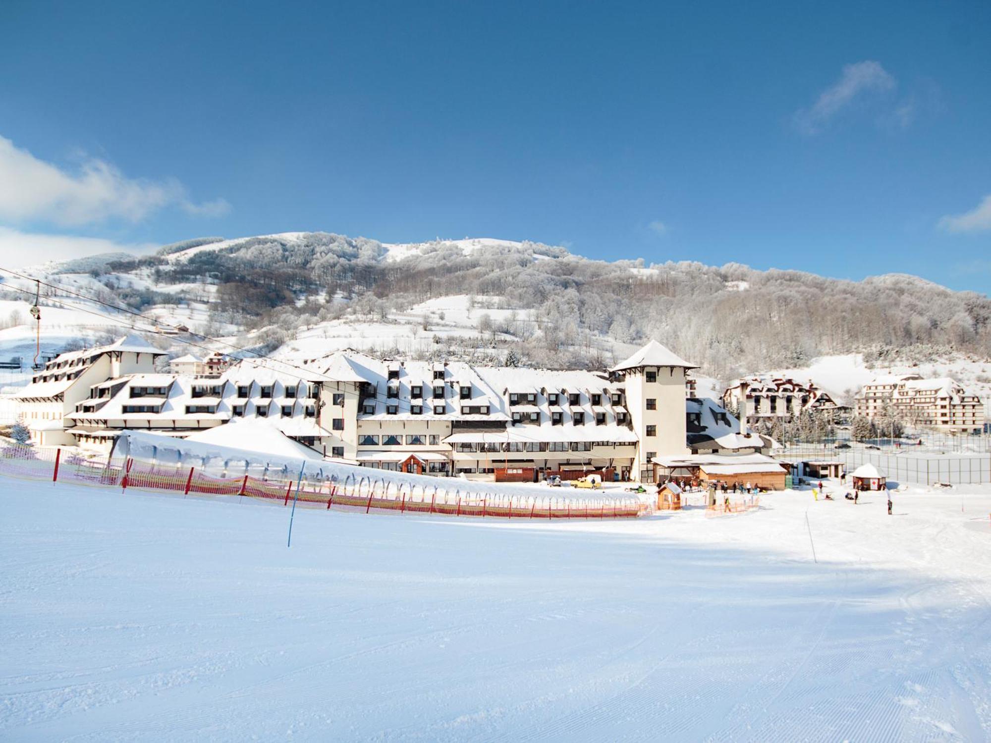 Hotel Junior Копаоник Экстерьер фото