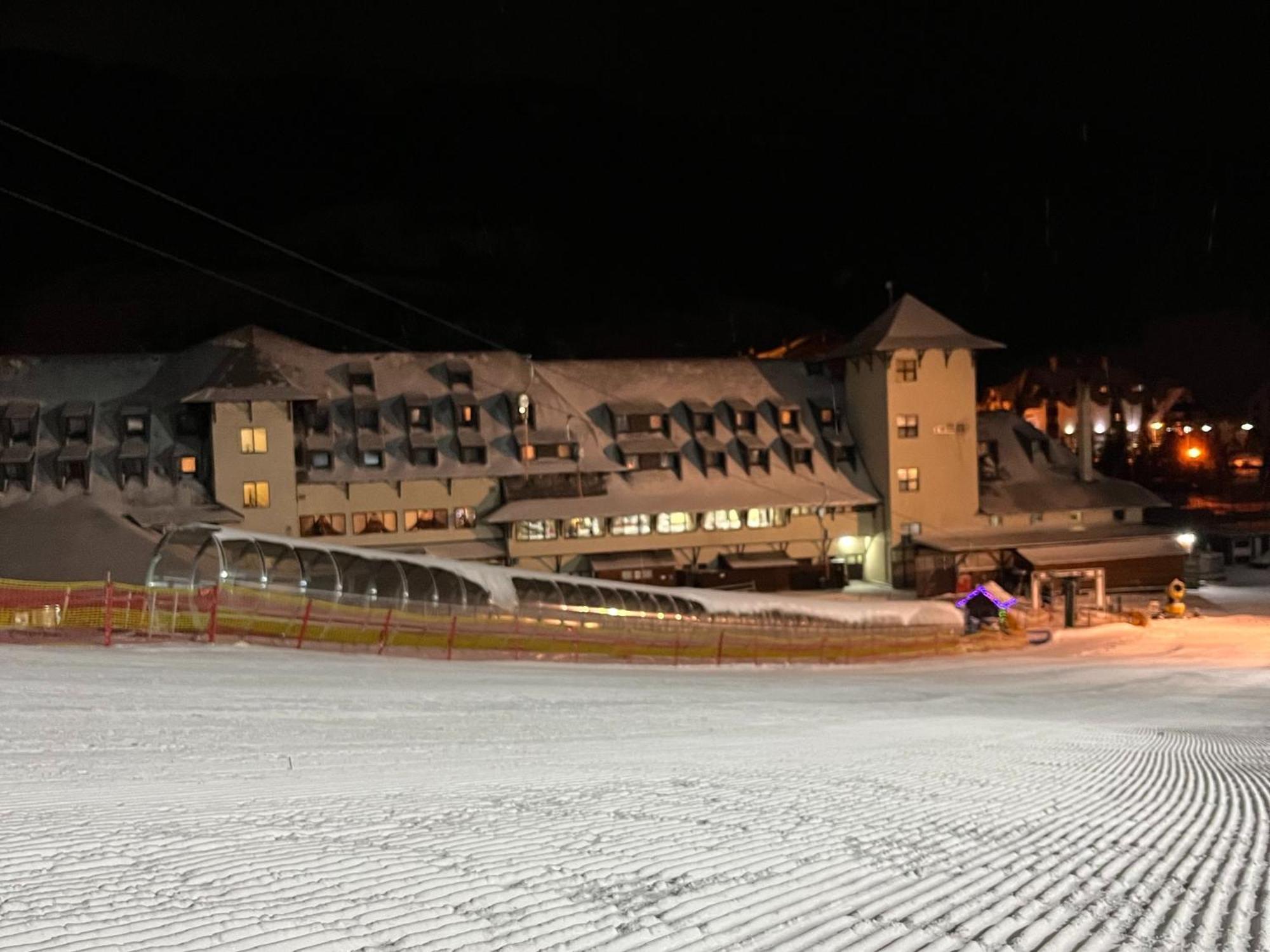 Hotel Junior Копаоник Экстерьер фото