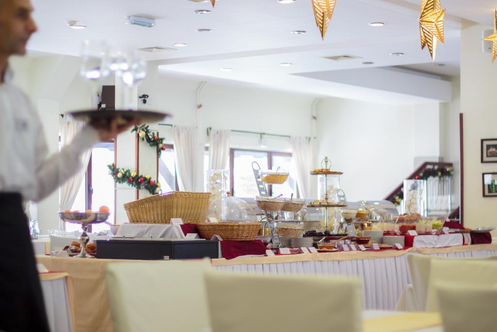 Hotel Junior Копаоник Экстерьер фото